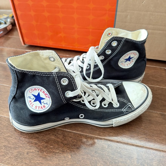 Converse Hightops - Picture 3 of 5